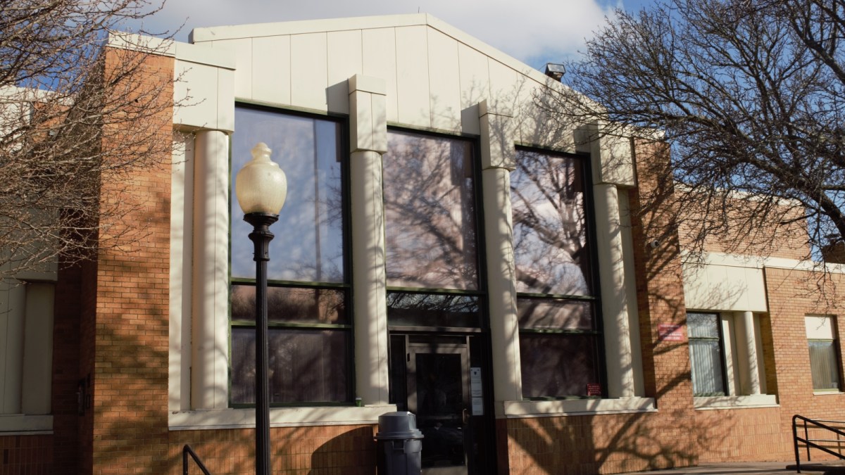 A view of the entrance to New Bedford District Court.