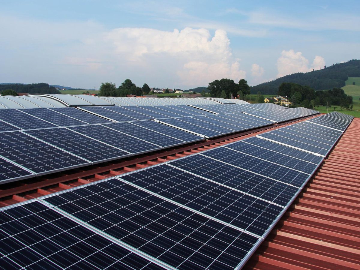 Should we use hydropanels to pull clean water out of thin air?